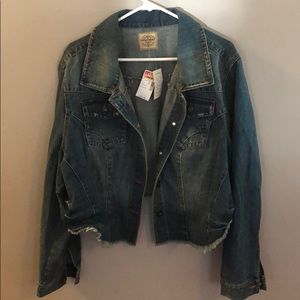 **NWT** jean jacket